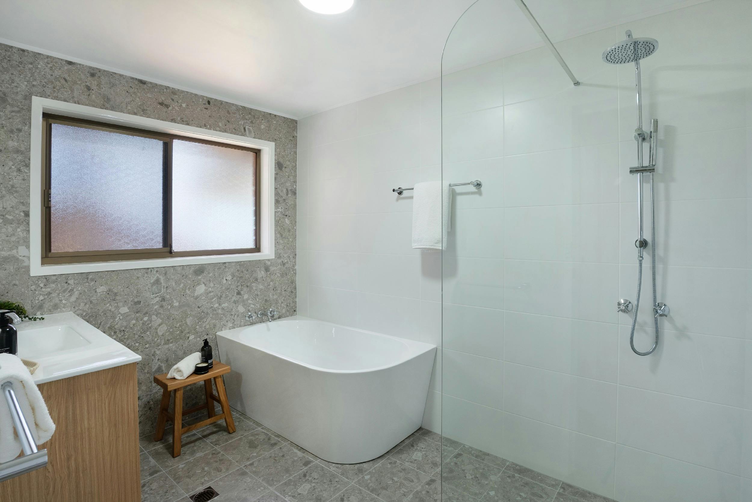 Pearl, Photographer Russell Quinn