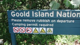 Welcome sign, Goold Island