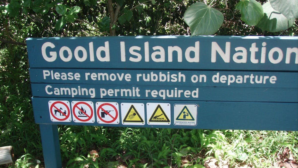 Welcome sign, Goold Island