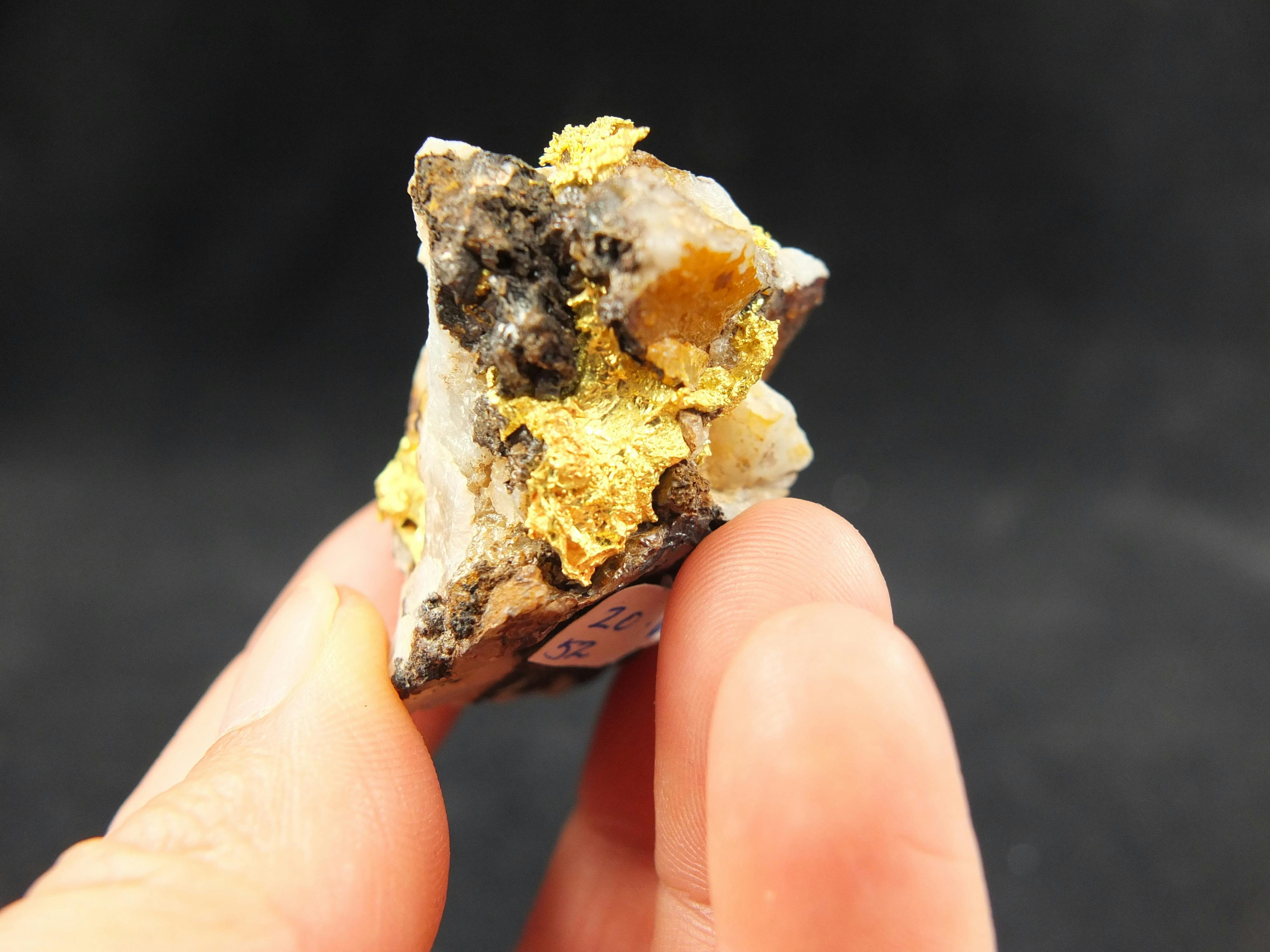 Natural Gold Nuggets and Jewellery