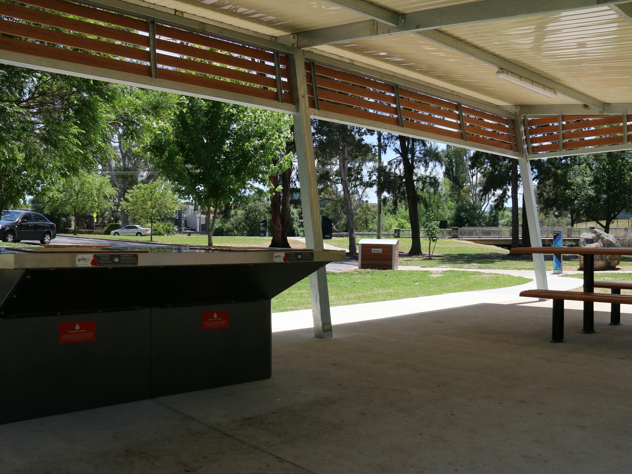 Les Stone Park