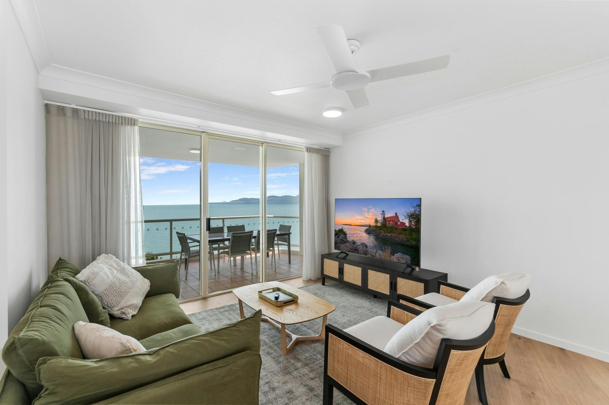 Superior 3 Bedroom Apartment