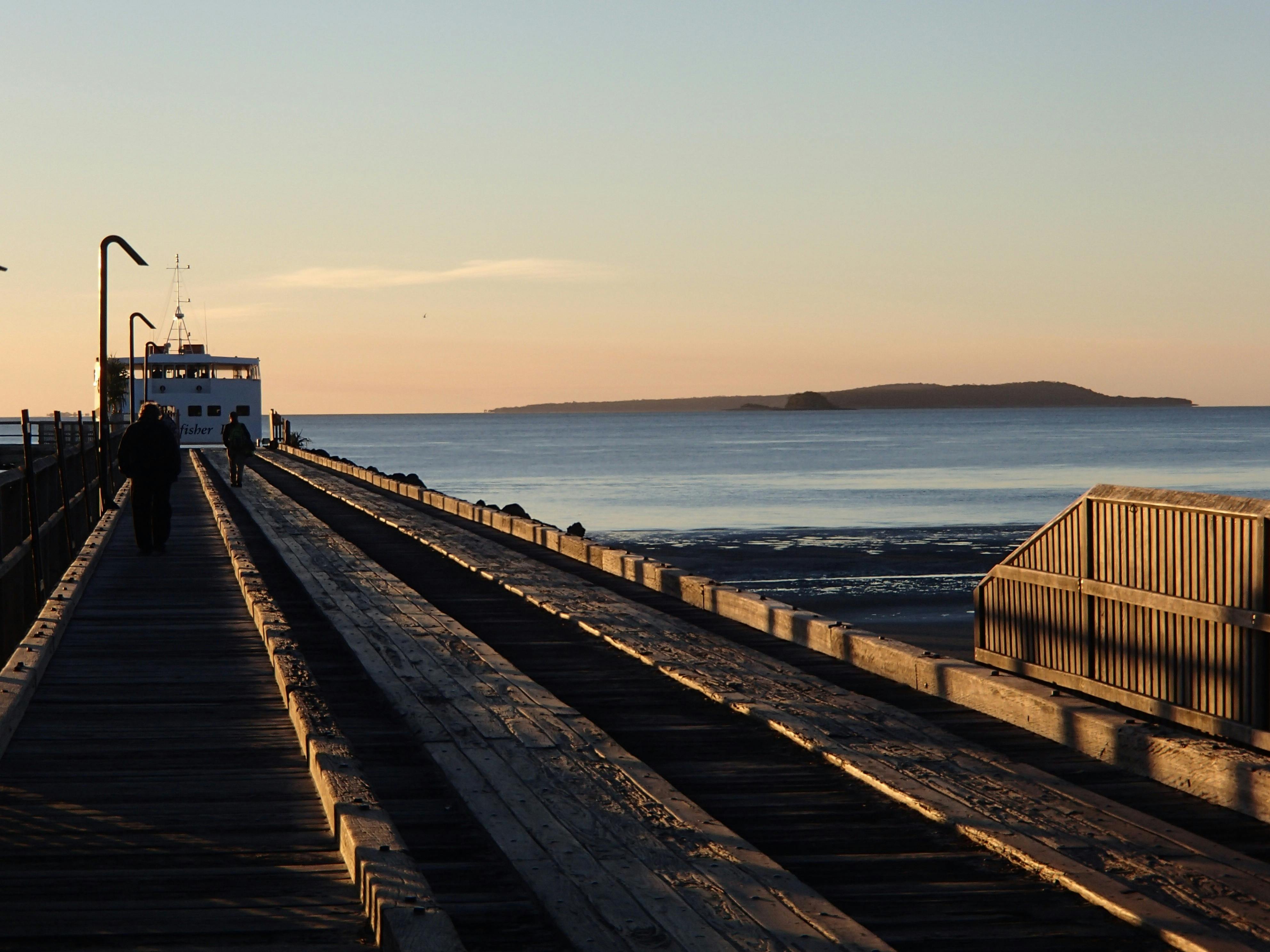 Kingfisher Bay Ferry