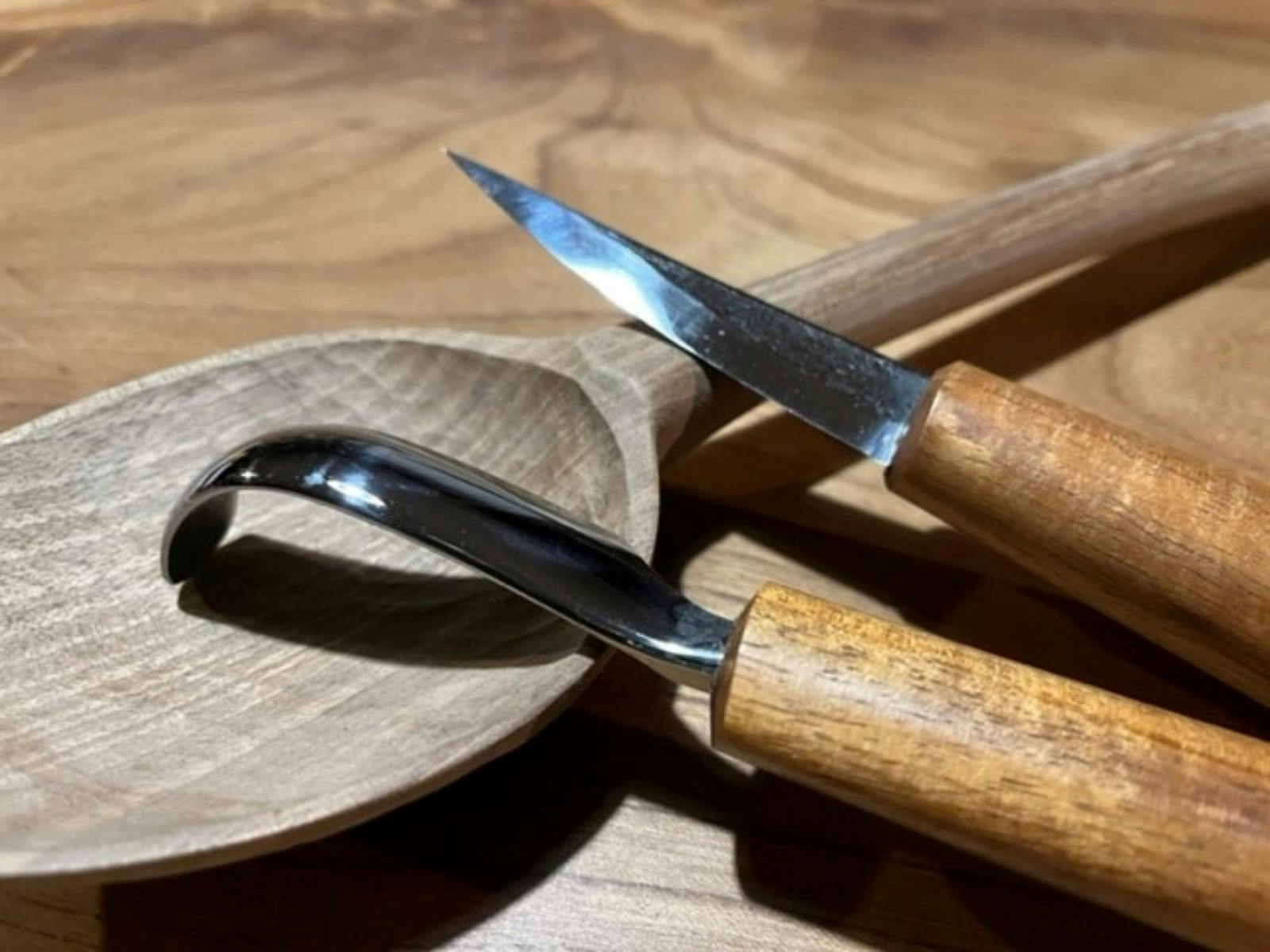Two Sloyd knives