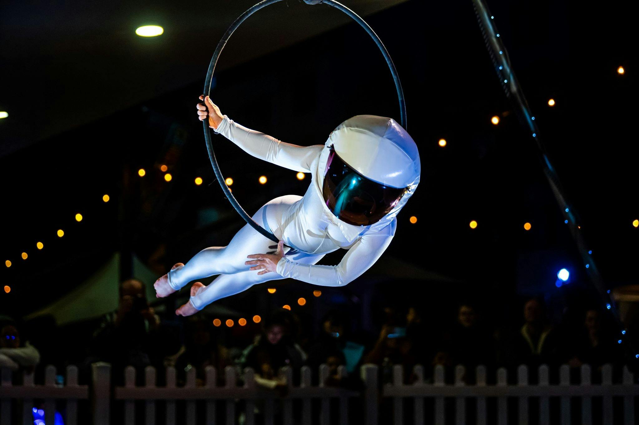 Performer at Uncontained
