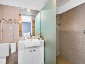Modern design batthroom