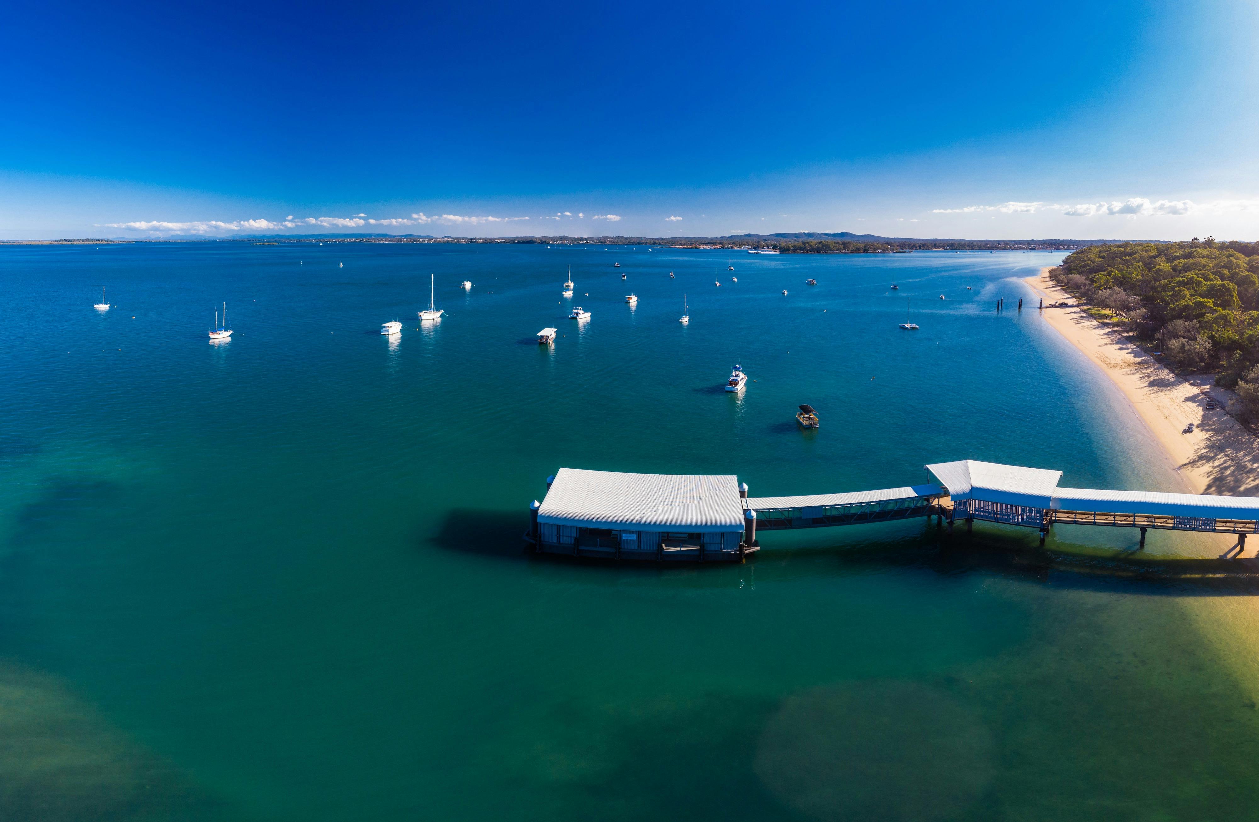 Sovereign Lady Charters - Coochiemudlo Island