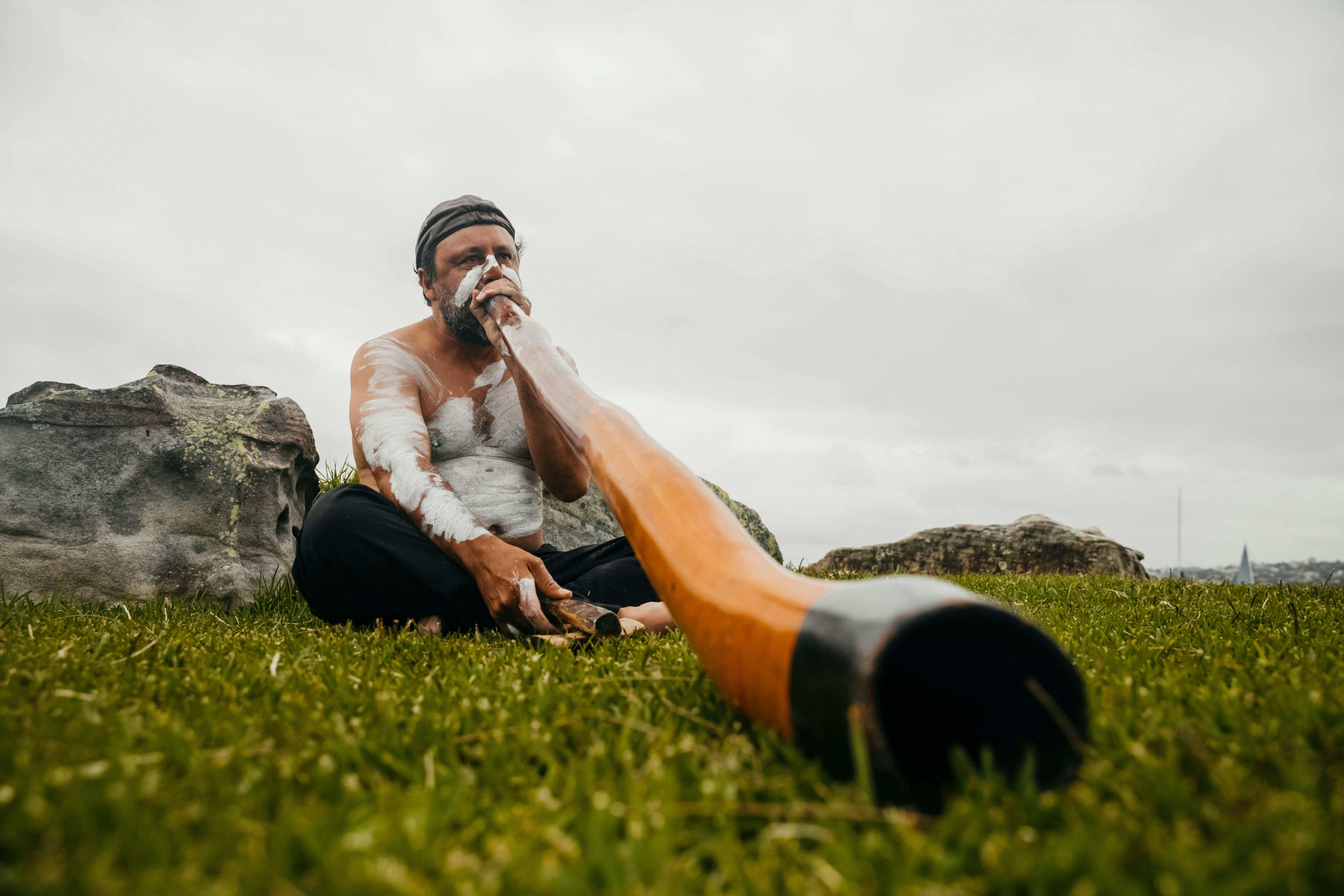 Didgeridoo performance