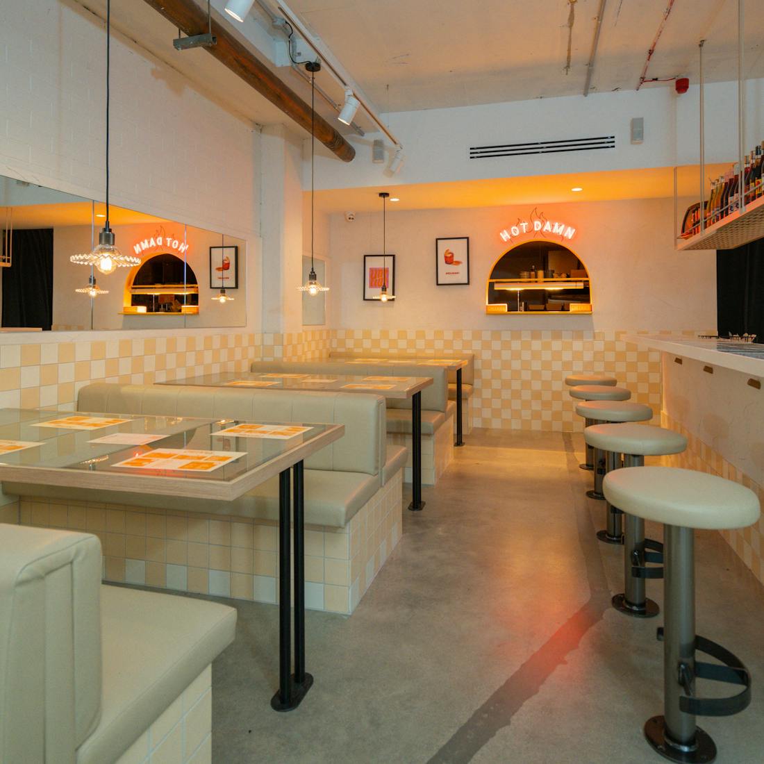 cheekies-hot-chicken-adelaide-food-and-drink-south-australia