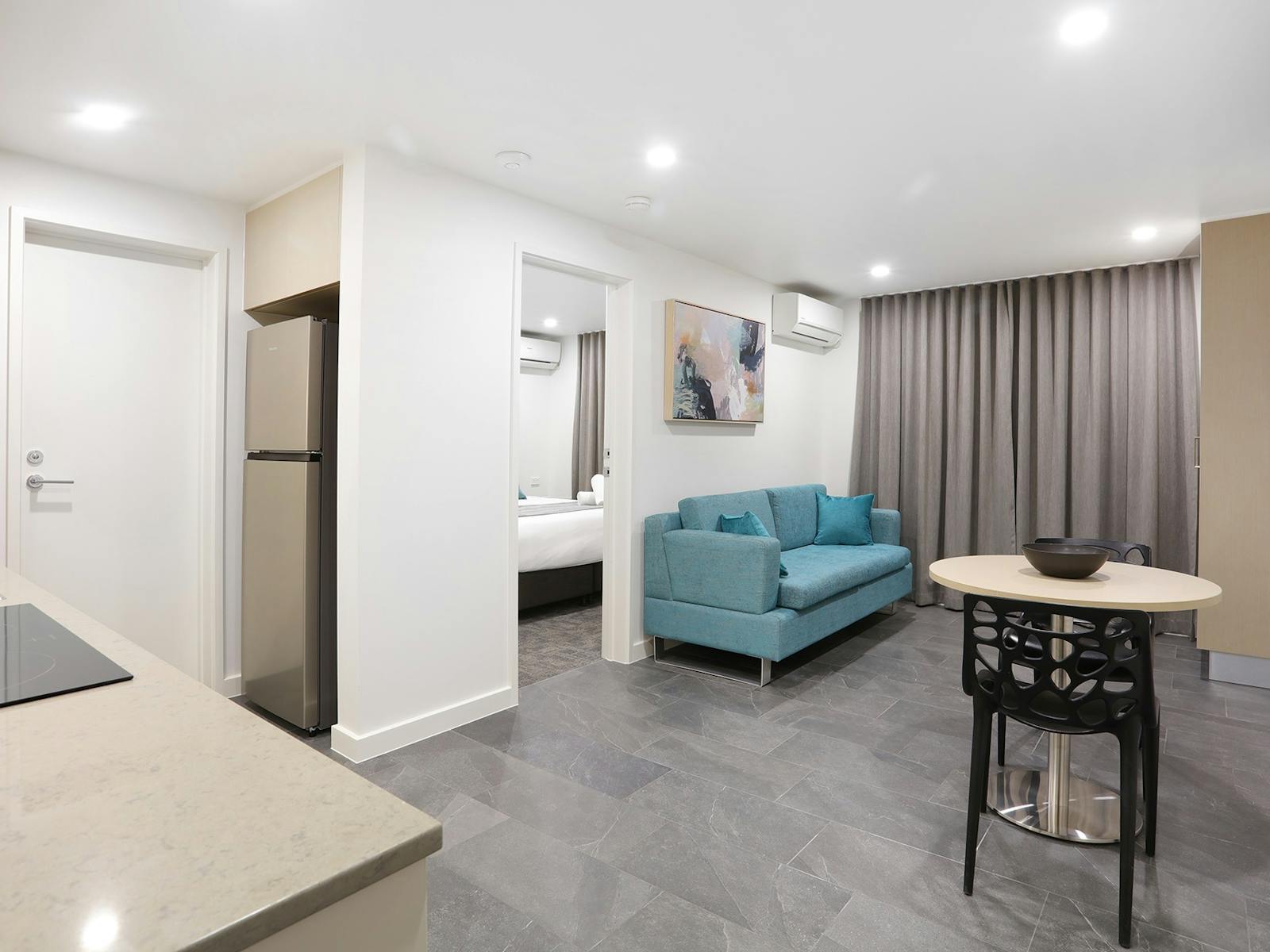 Southport Motel & Apartments | Gold Coast | 1-Bedroom Apartment with 1 King Bed Southport Motel & Apartments | Gold Coast | 1-Bedroom Apartment with 1 King Bed