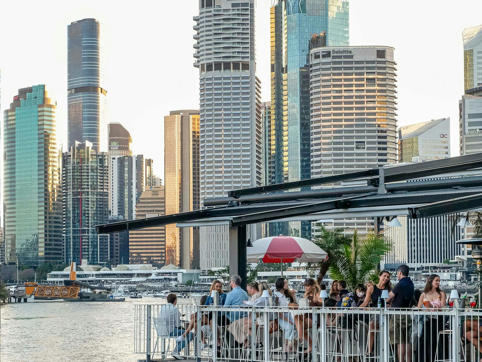 Mr Percival's Overwater Bar