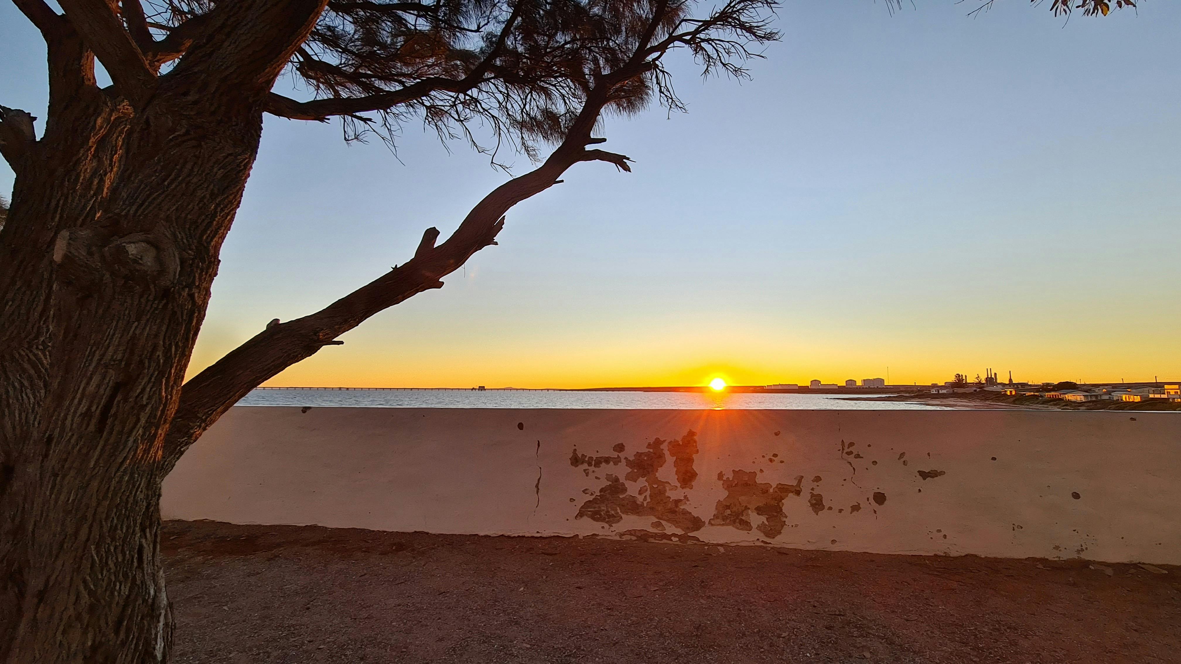 Sunset Port Lowly