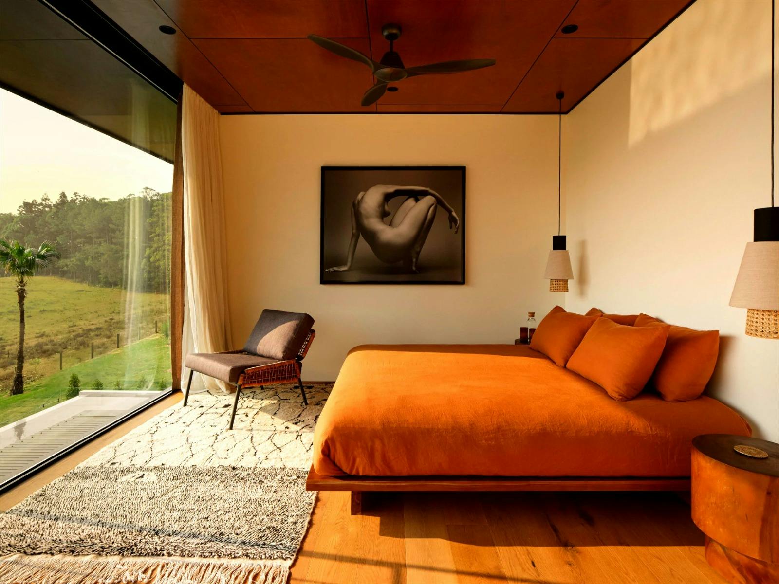 bedrooms with King beds & private ensuites