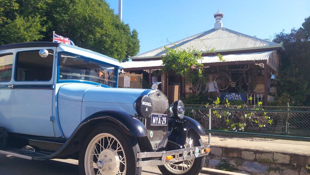 Charters Towers Miner's Cottage with Gold Panning activity