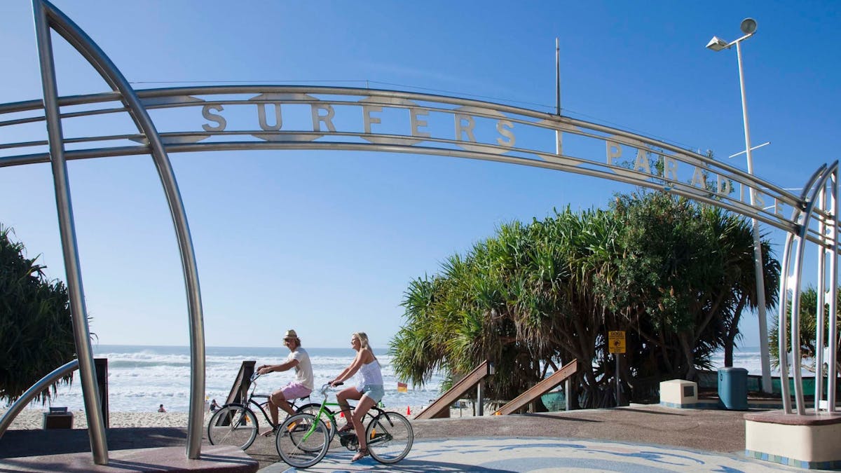 Surfers Paradise Sign