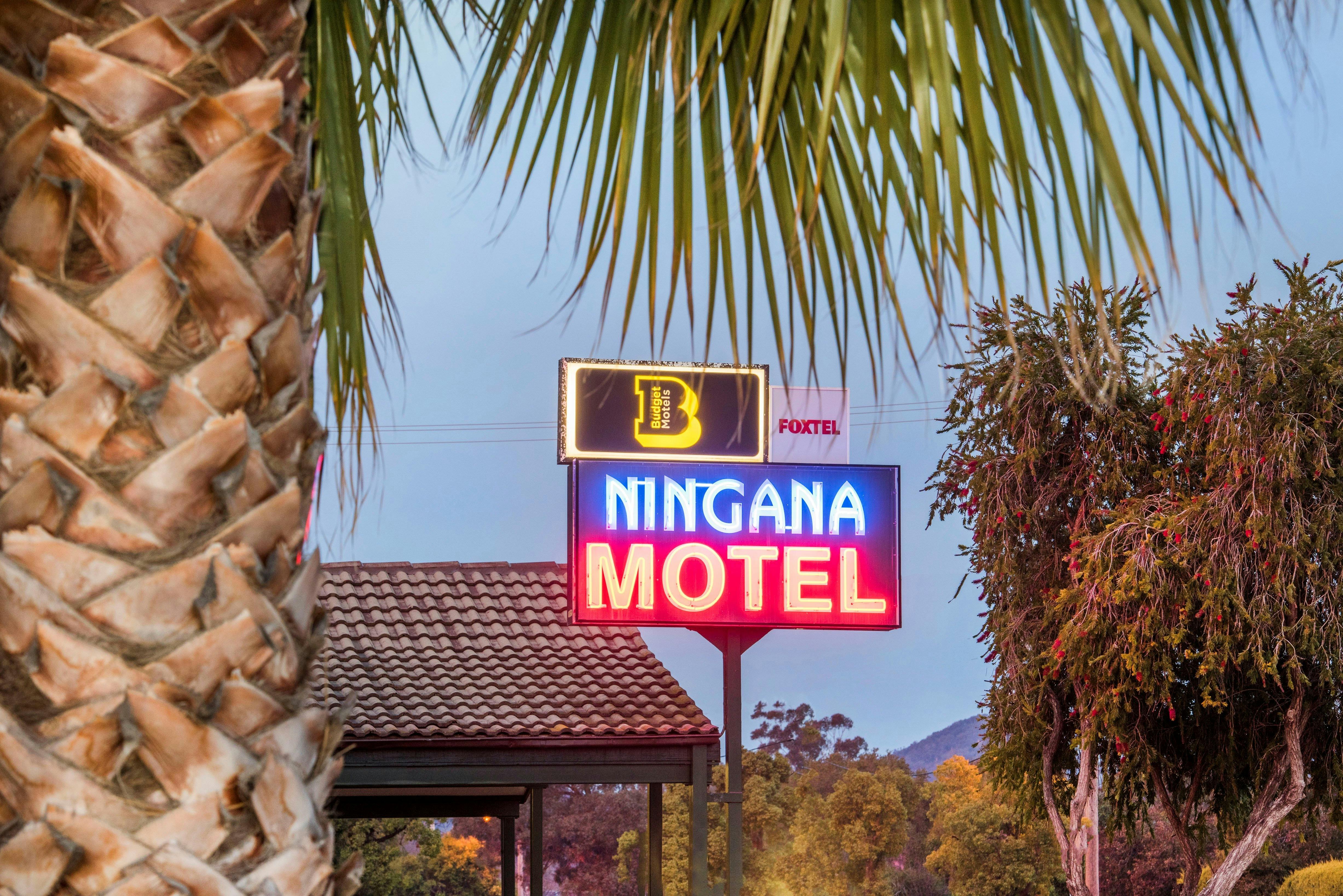 Motel Sign
