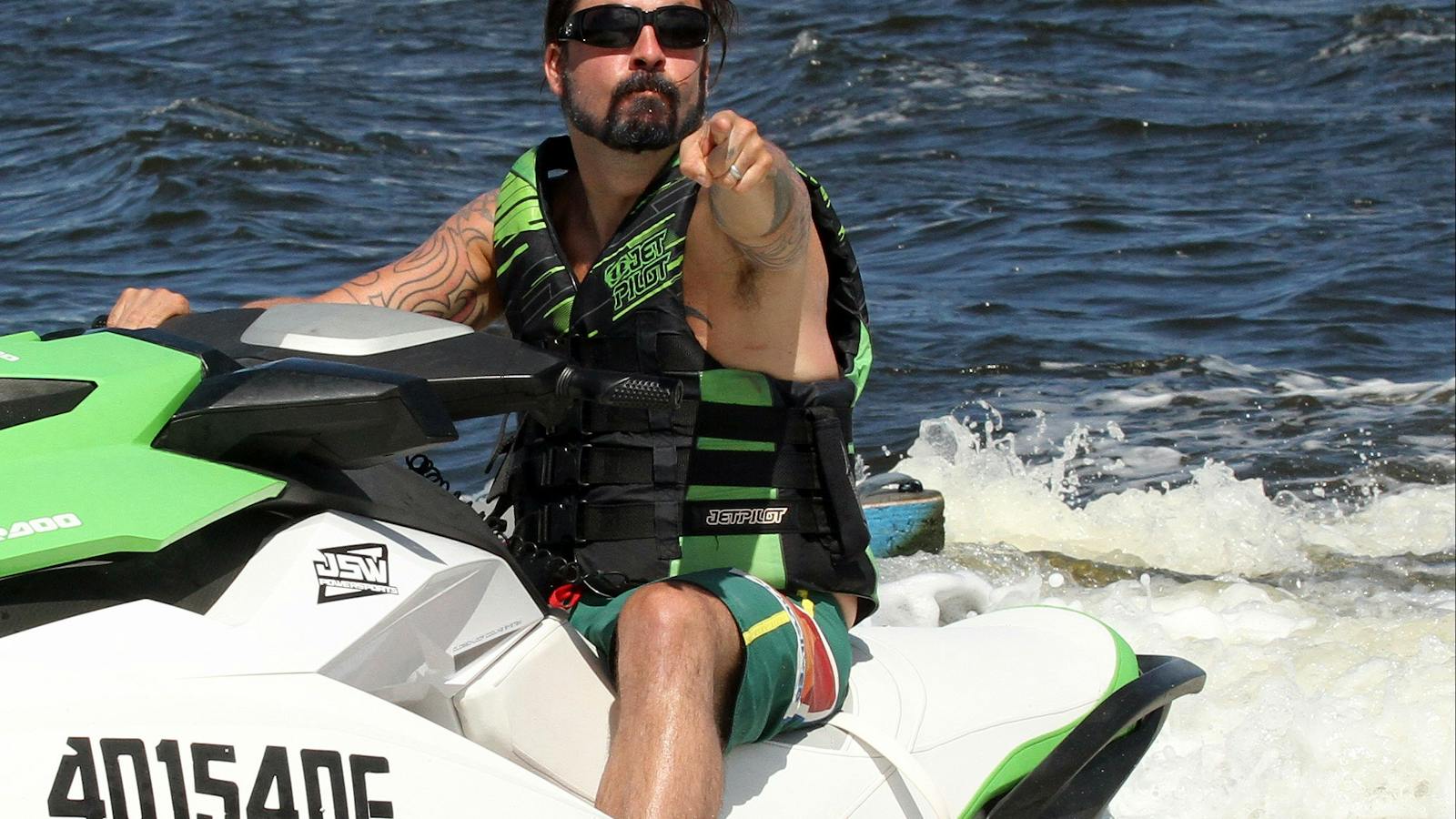 Jet ski safaris foo fighters
