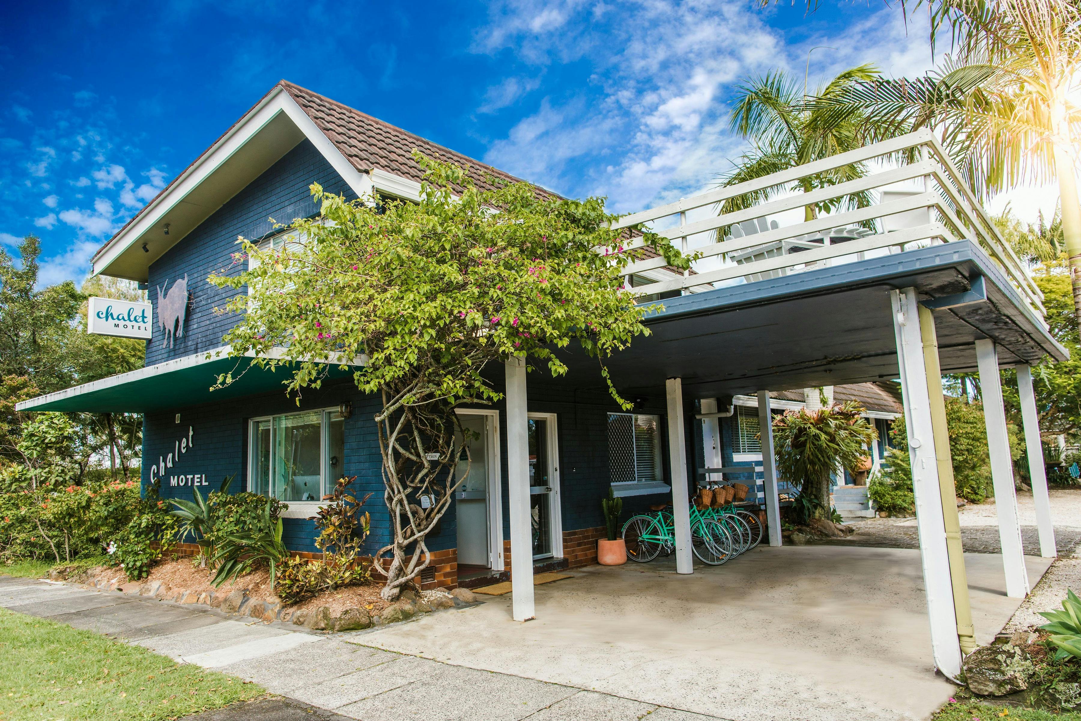 Chalet Motel Brunswick Heads NSW Holidays & Things to