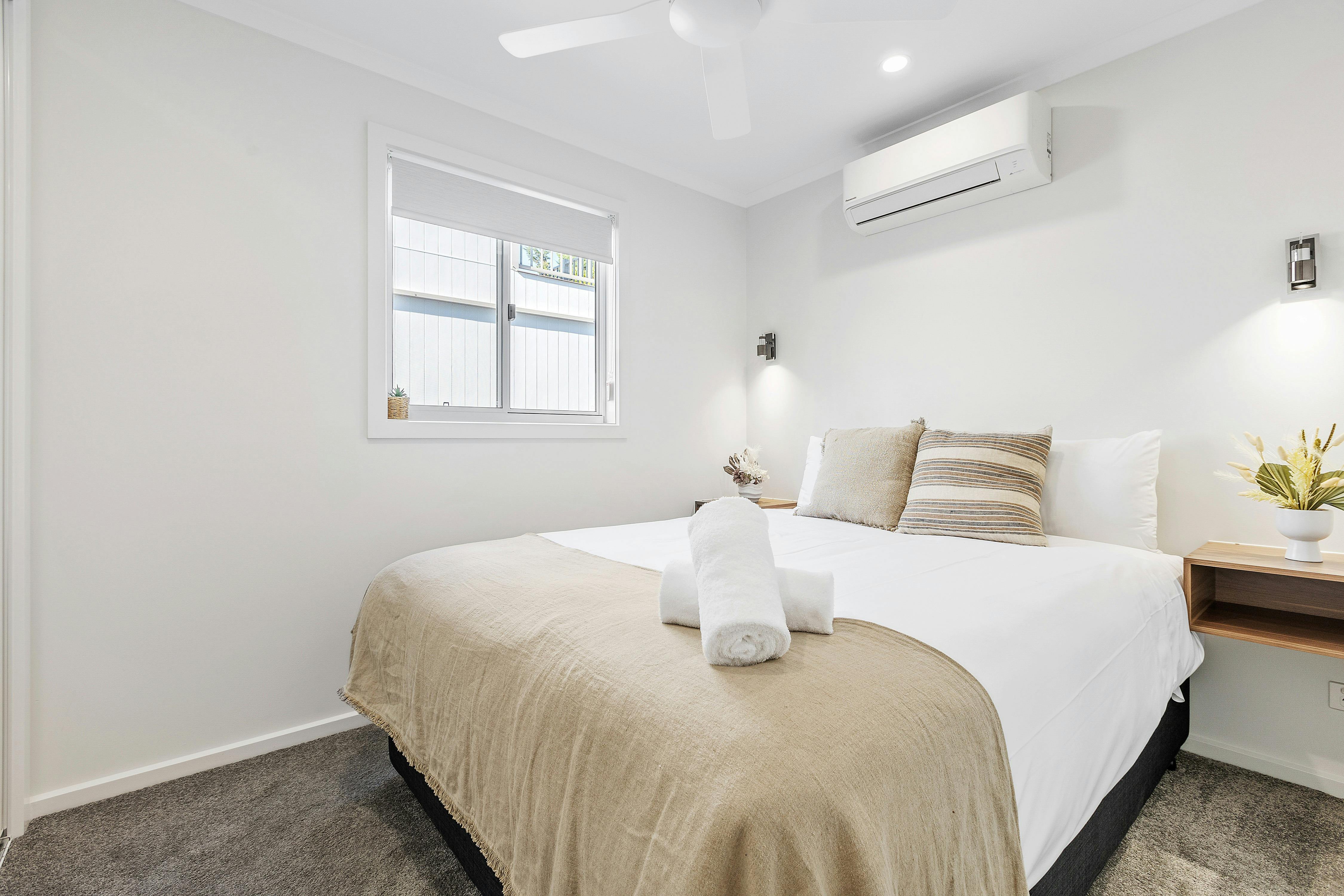 Premium Three Bedroom Townhouse - Bedroom | Tasman Holiday Parks - Bright