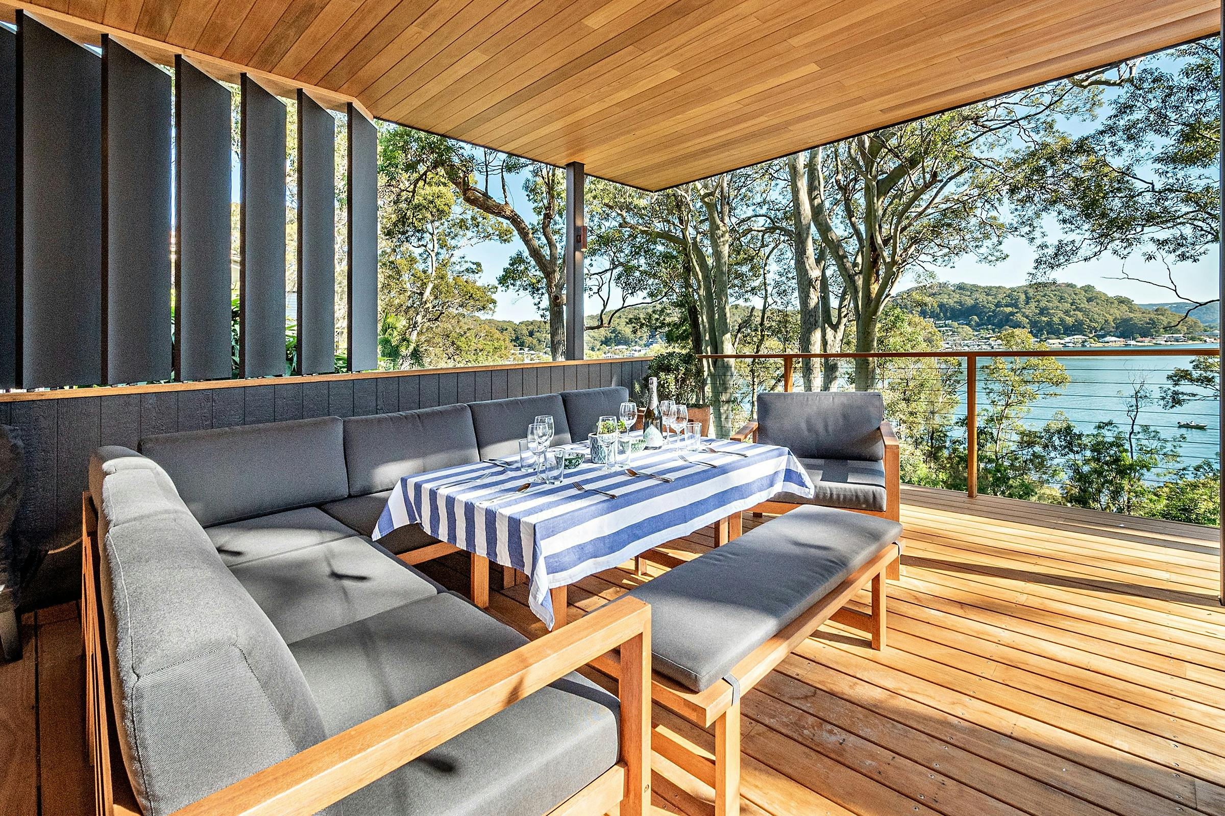 Fantastic Waterfront Beach House