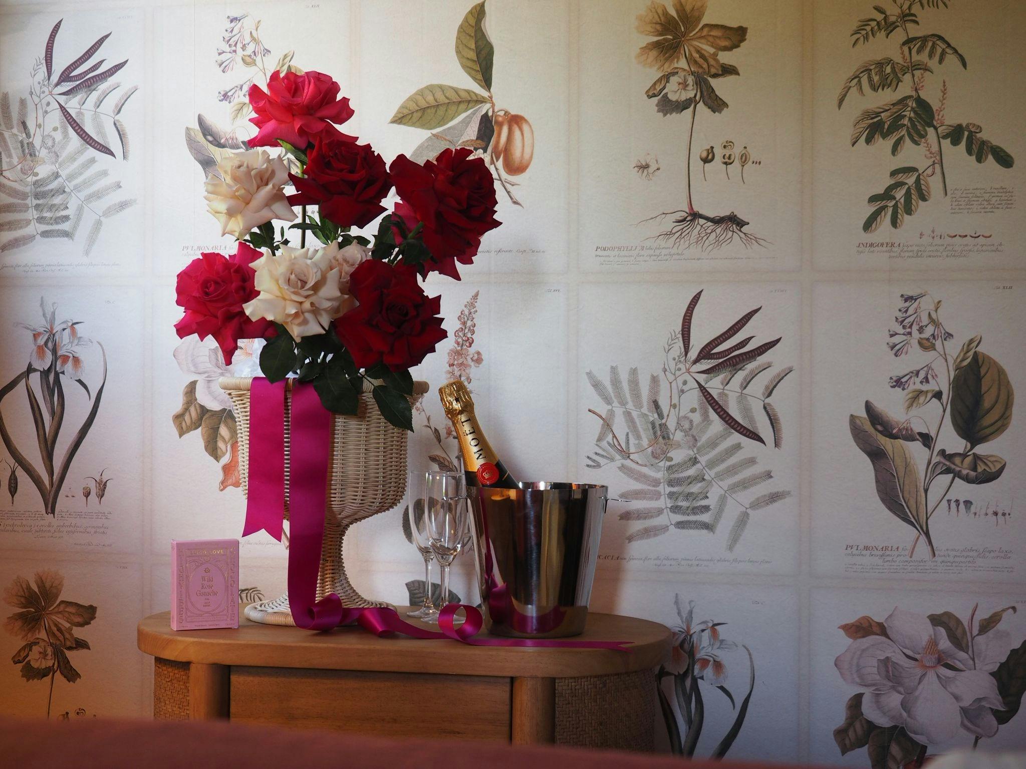 Wedding Styling, Event Styling, Champagne, Sparkling, Styled Experiences