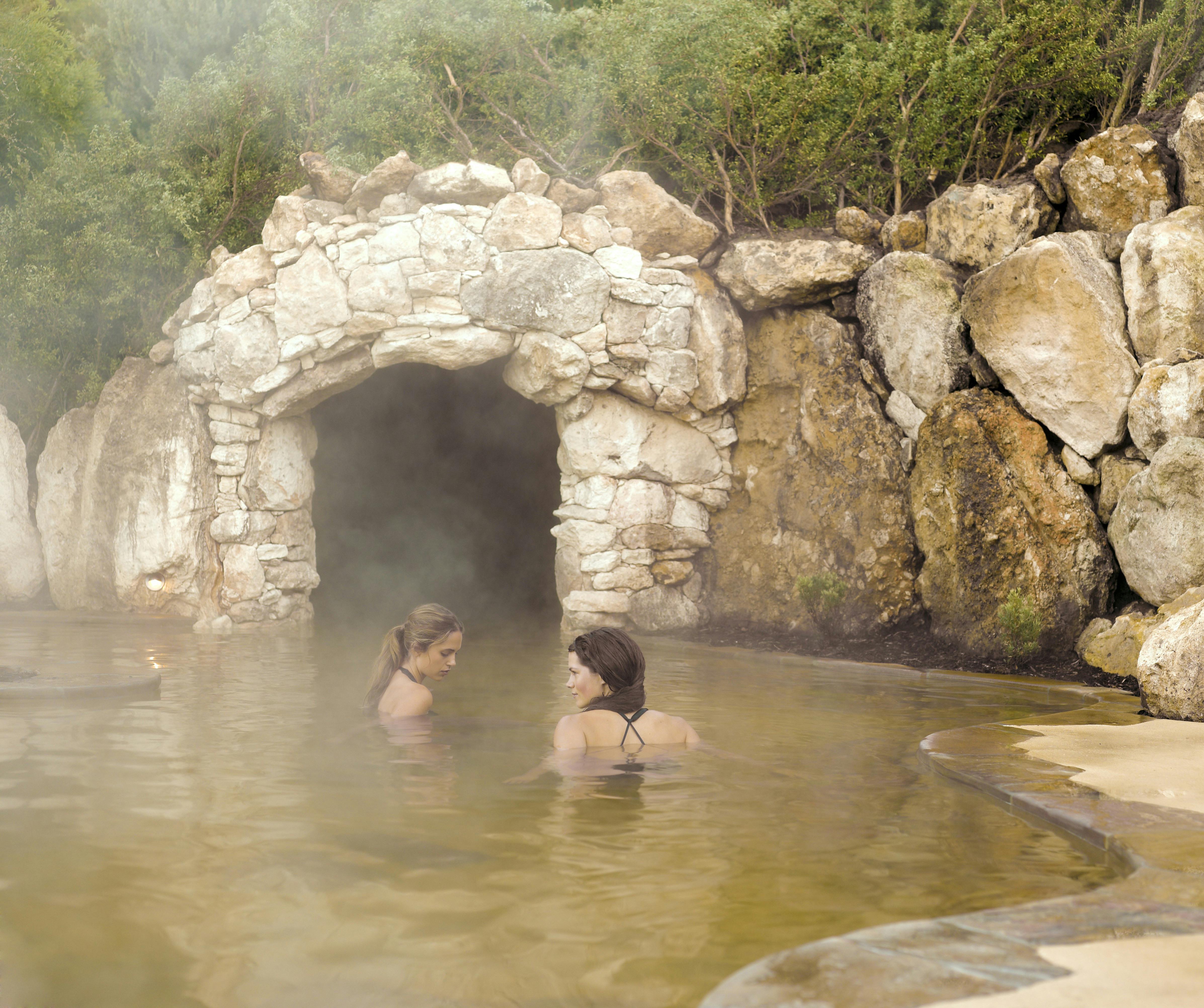 Peninsula Hot Springs