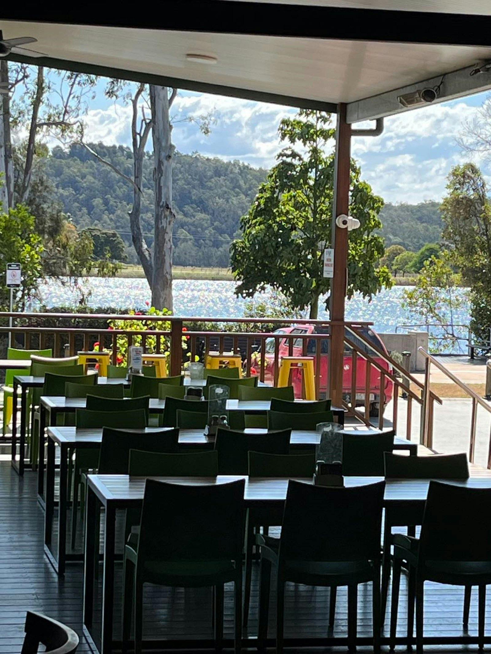 麦克林酒店小酒馆