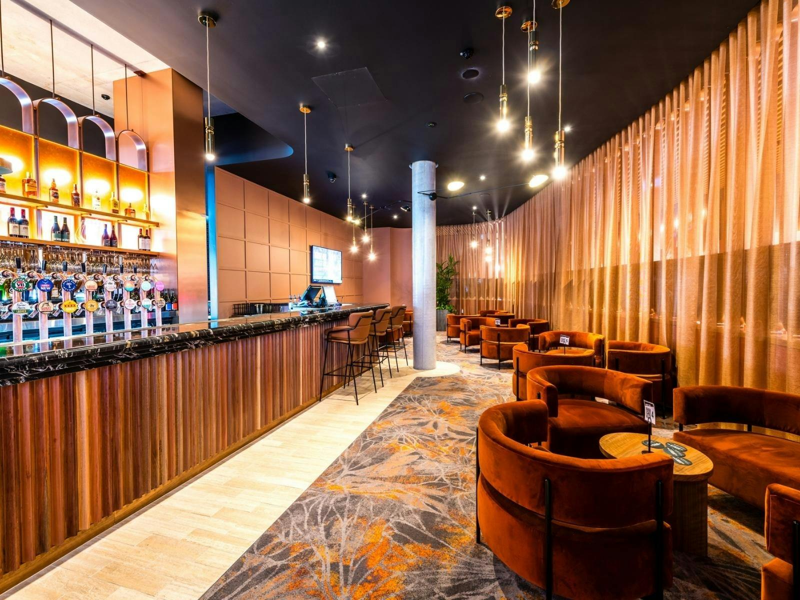 Lounge Bar - the in between bar to relax before dinner in Arrows Bistro or a quiet spot to relax