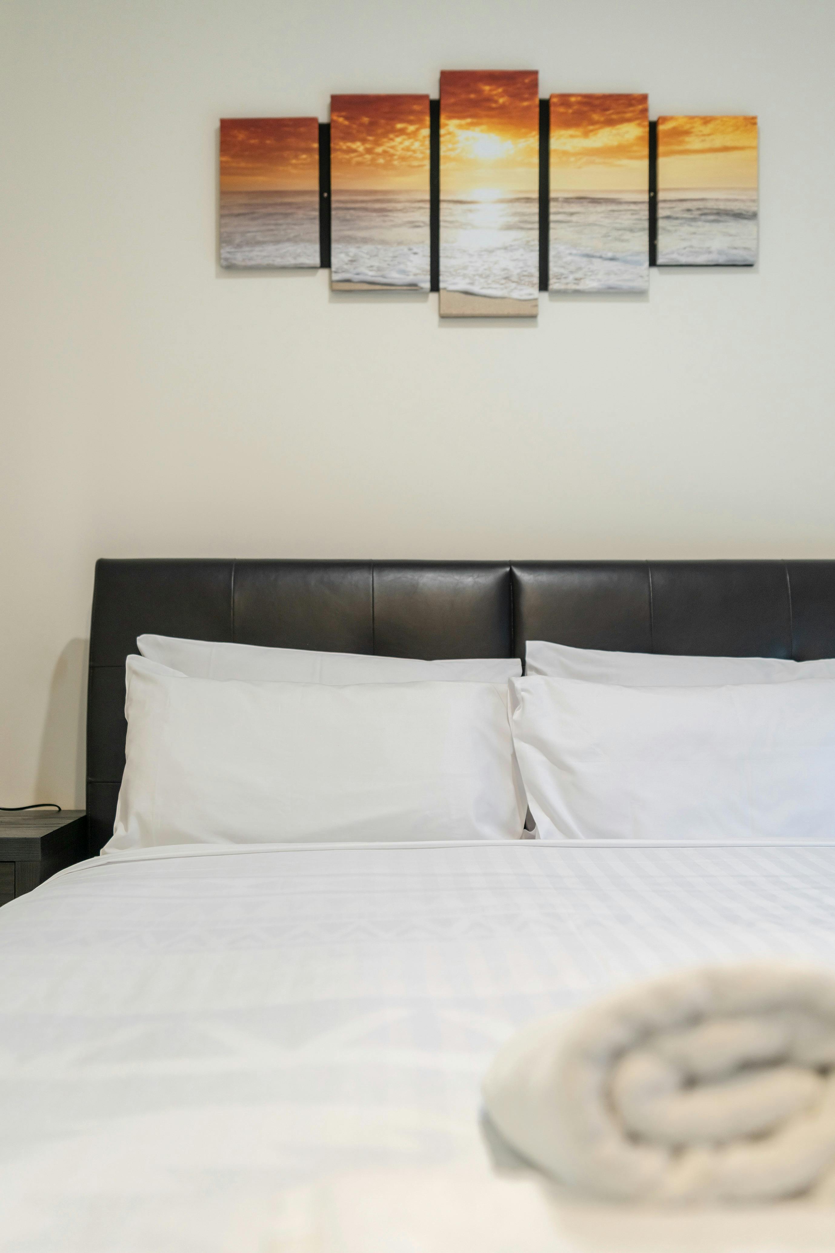 Albatross Apartments, Unit 2