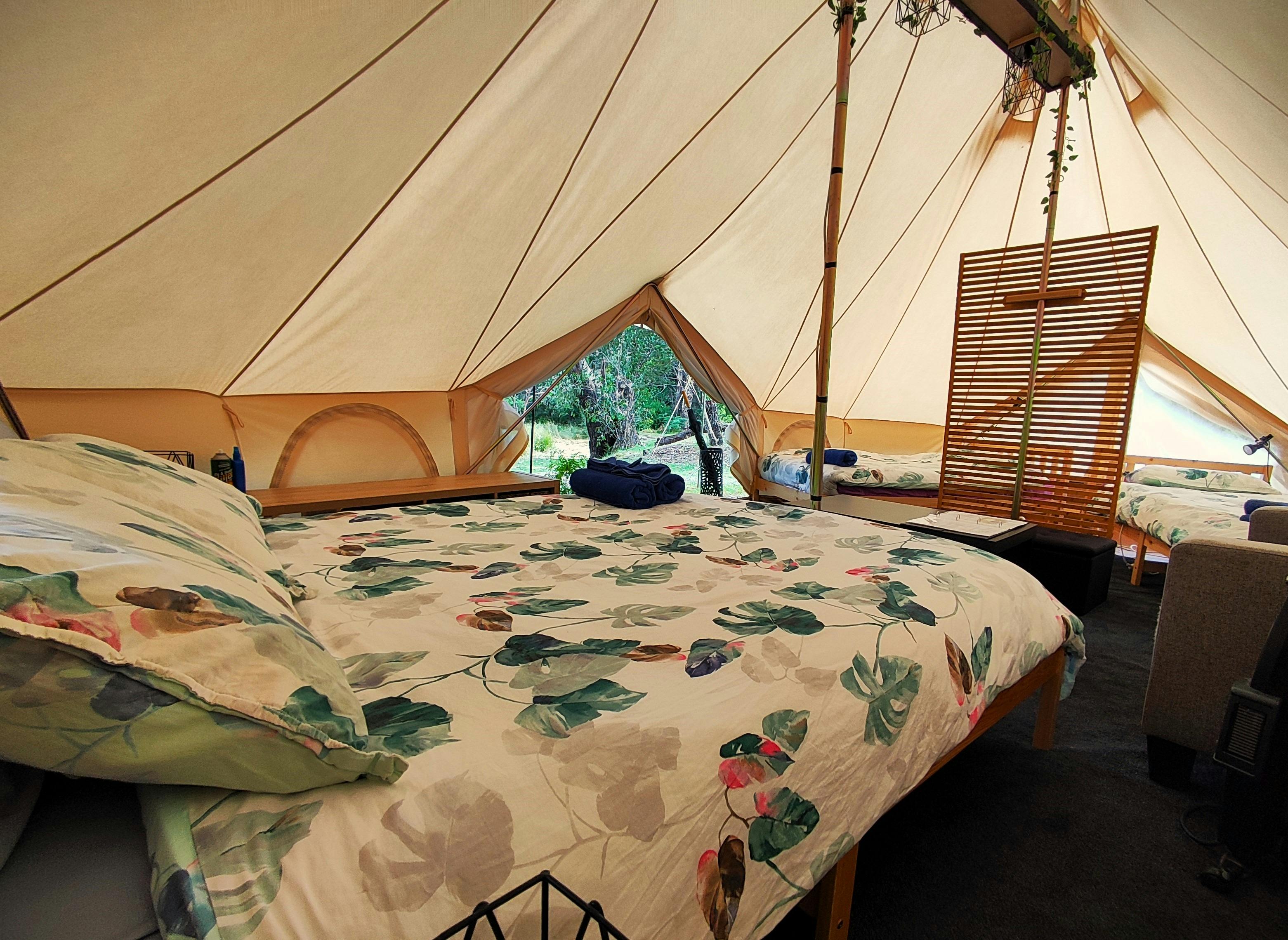 Zeehan Bush Camp
