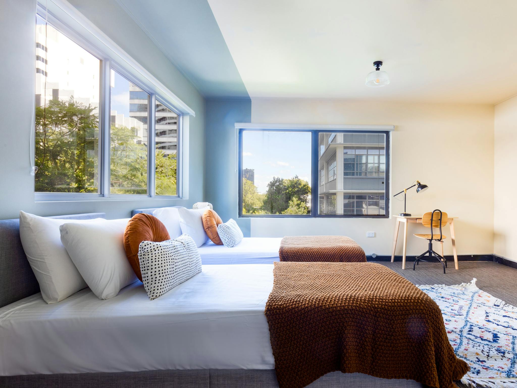Twin Room Twin Room