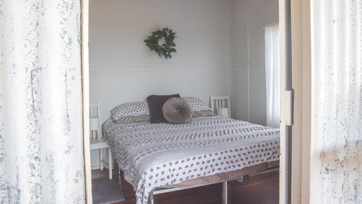 Main bedroom in Butler Cottage