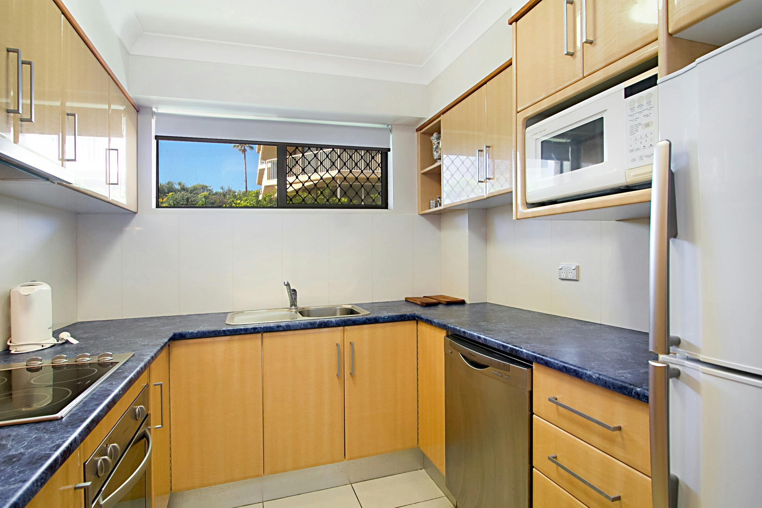 Cobden Court Unit 6 - Coolangatta