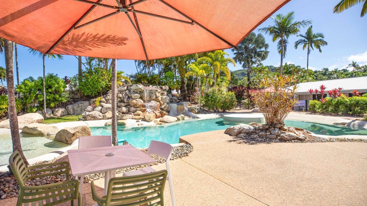 Nightelier Mission Beach Resort