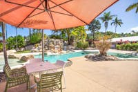 Nightelier Mission Beach Resort
