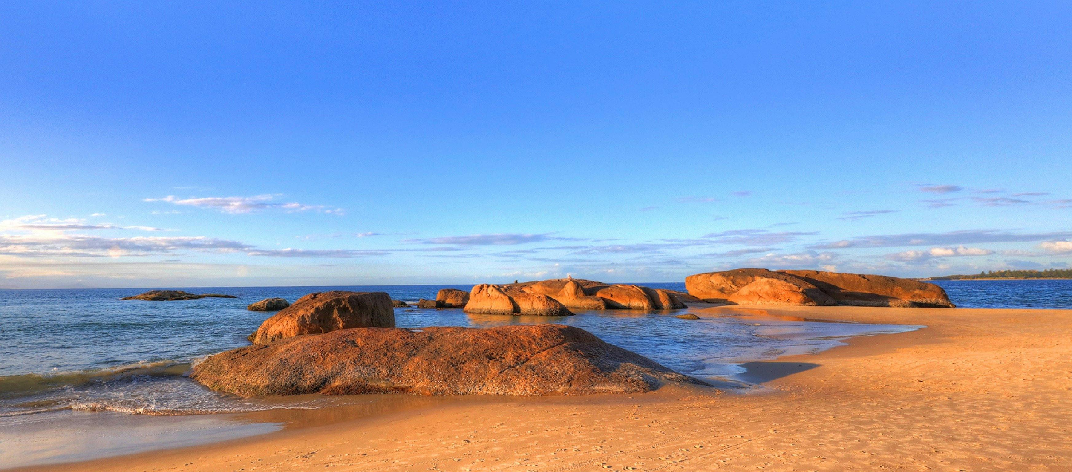 Boulders and beach outlook from South West Rocks Surf Club
