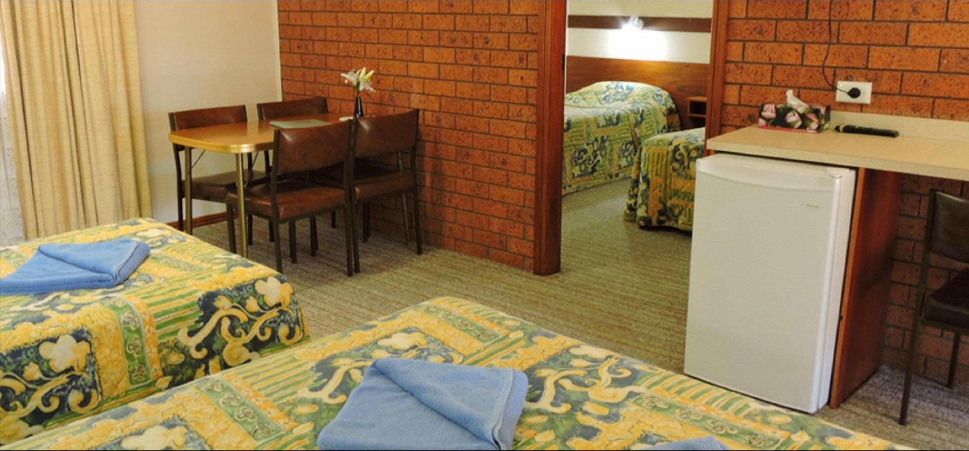 Castlereagh Motor Inn