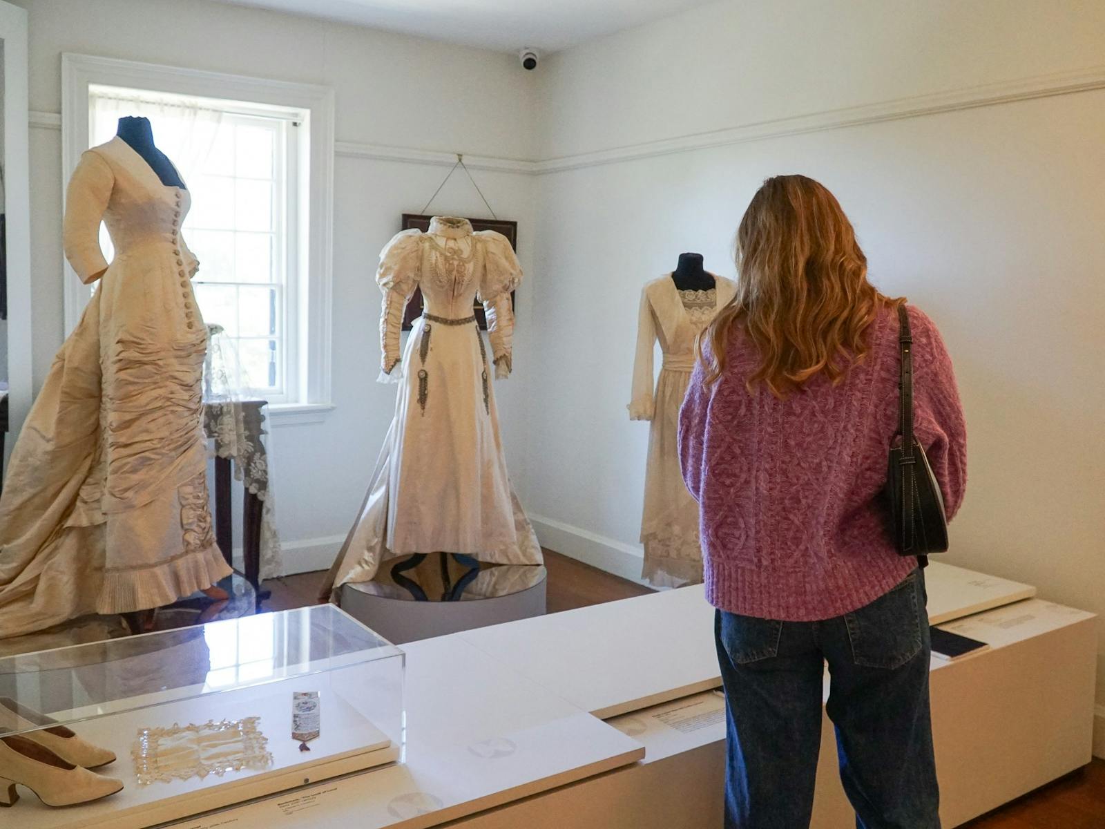 Fashionable Silhouettes