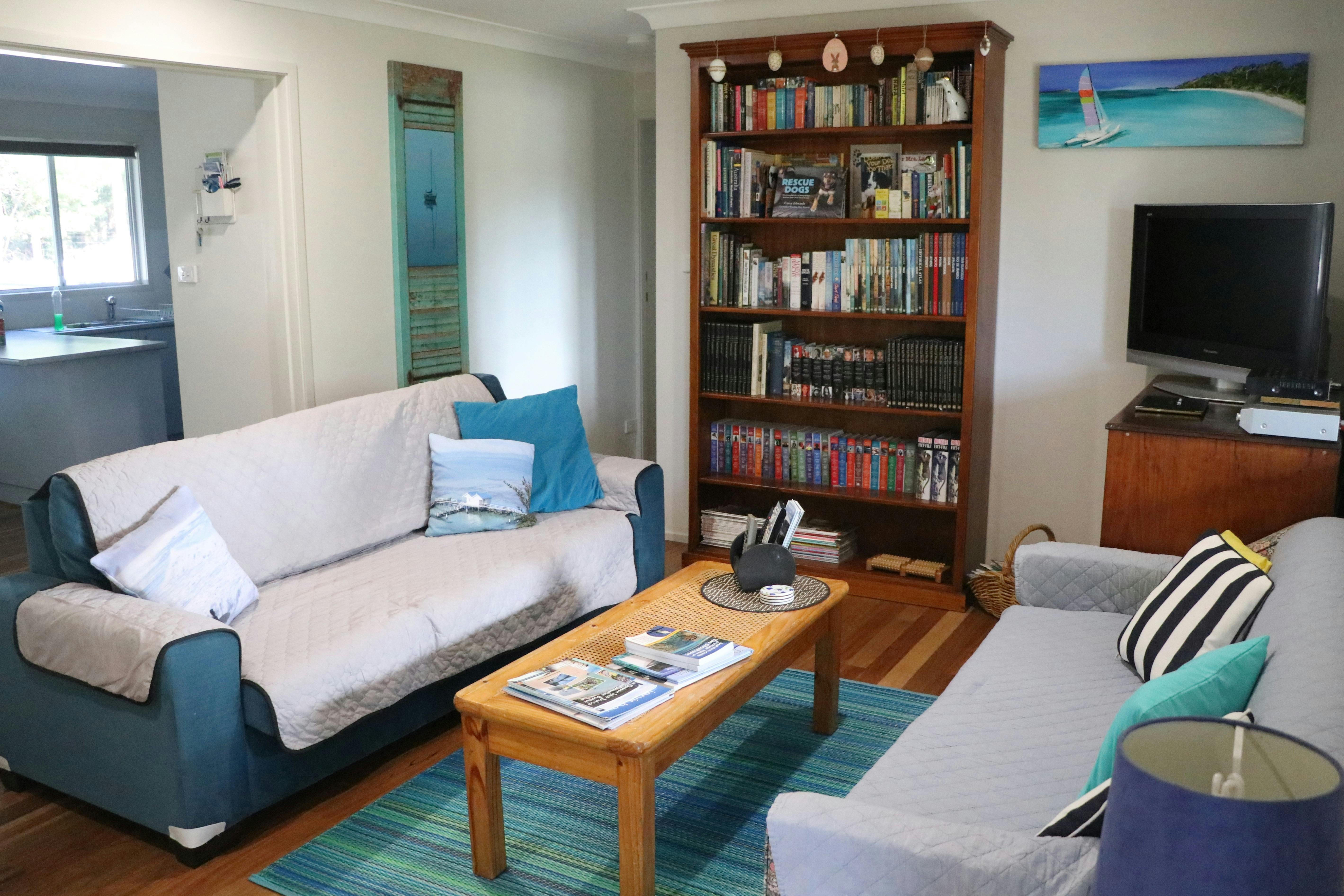 Finchley B and B cottage sitting room