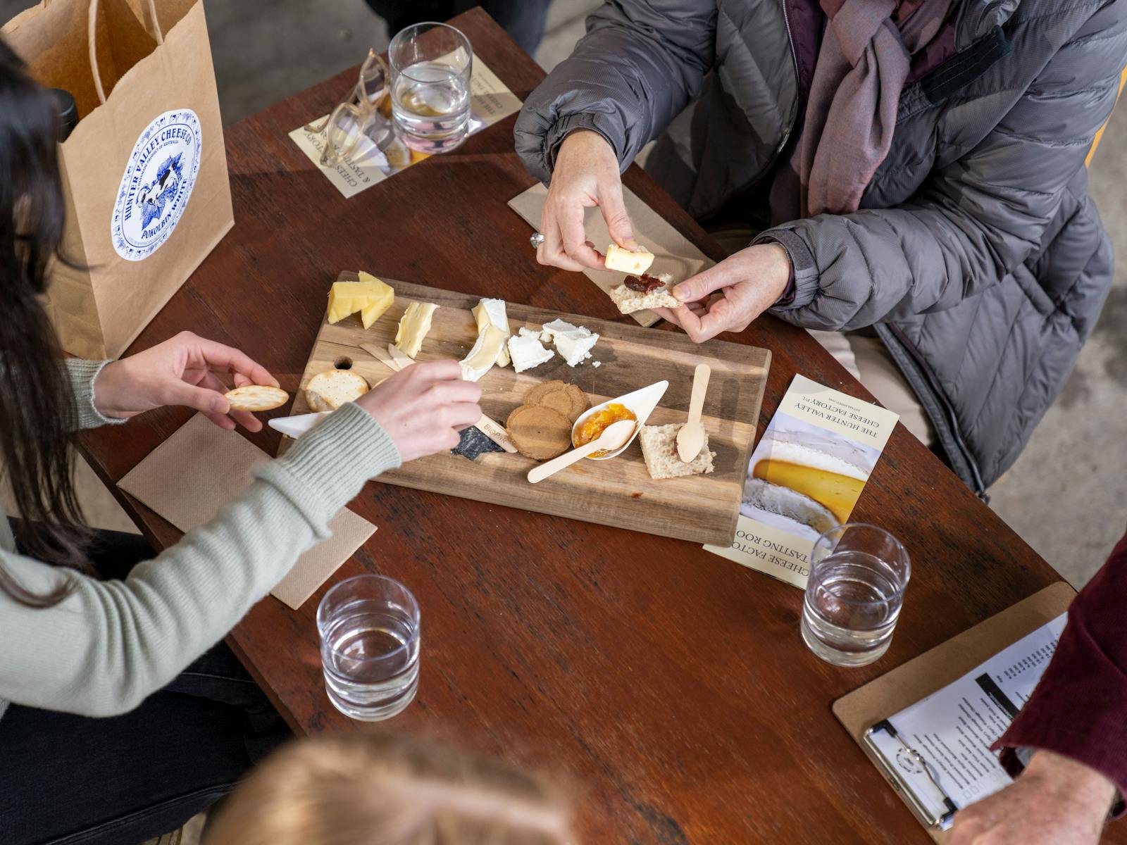 Hunter valley cheese tasting tour from Sydney