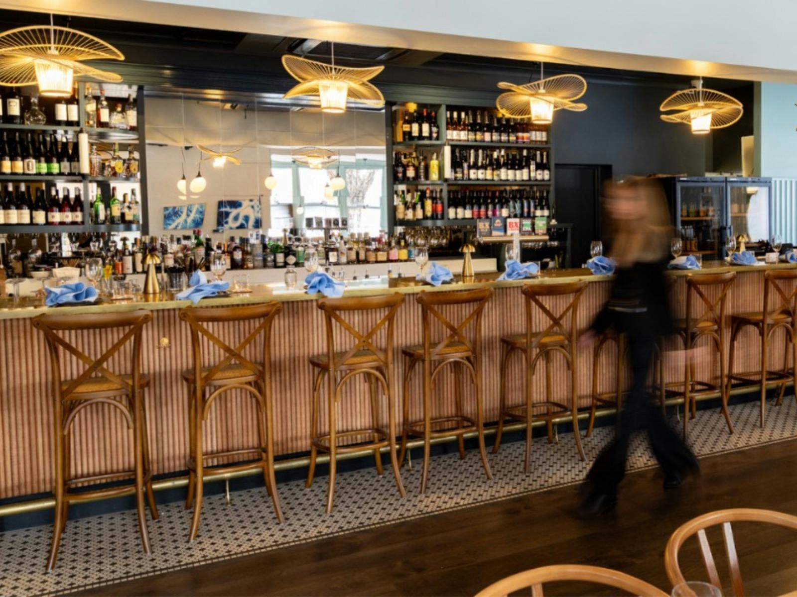 Wine Room, Summer St, Bar