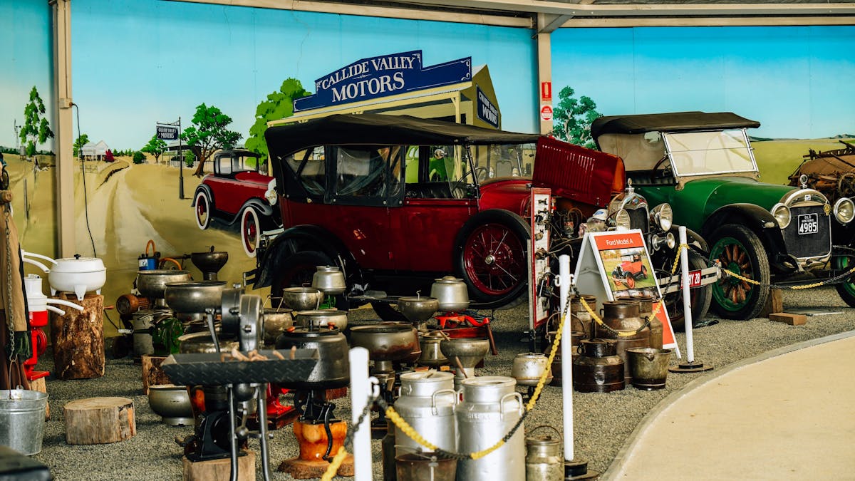 Vintage Machinery and Colletables at the Queensland Heritage Park