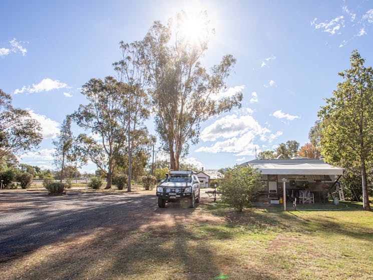 Accommodation near Warrumbungles caravan park tooraweenah