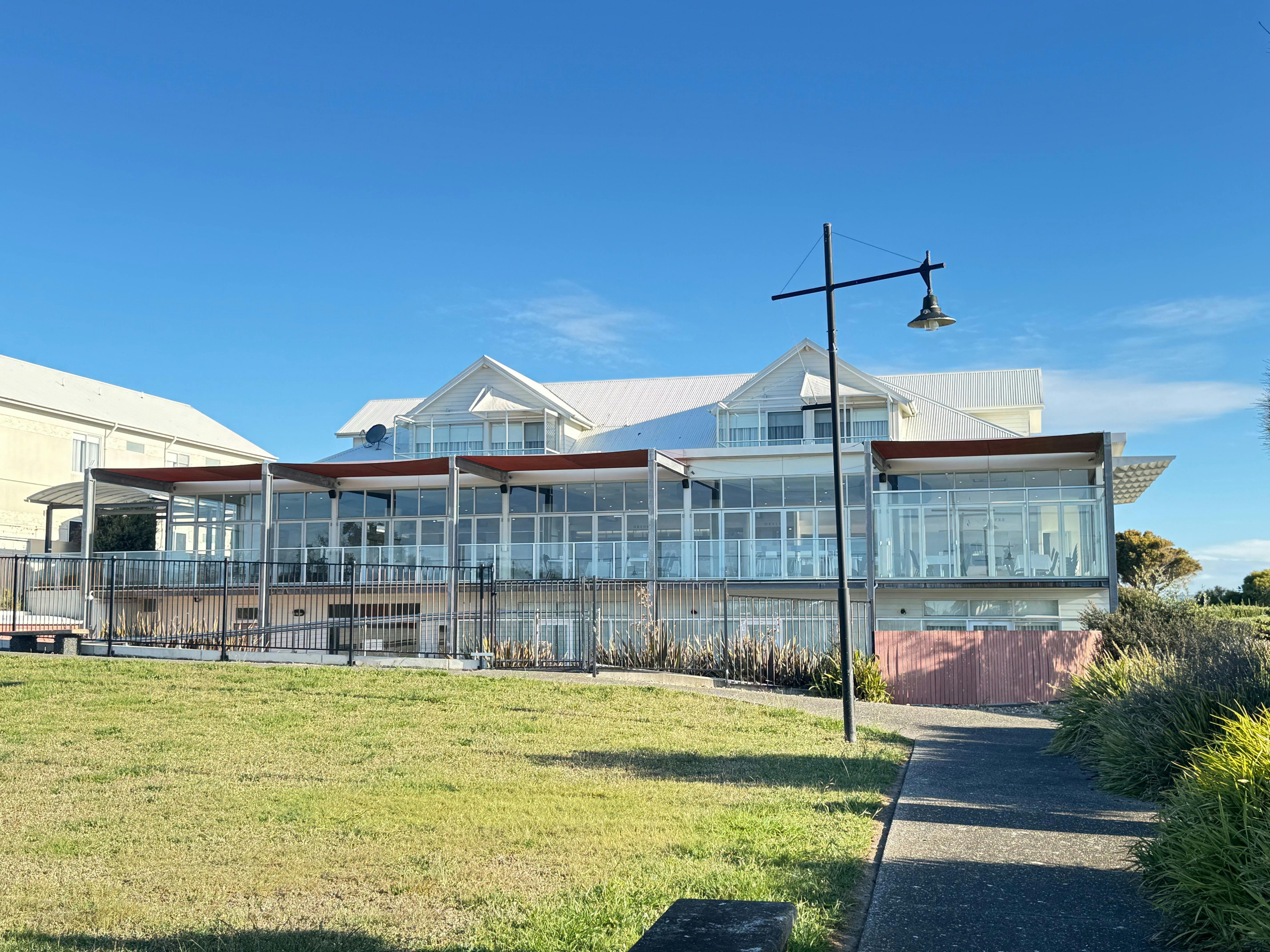York Cove Restaurant and Bar