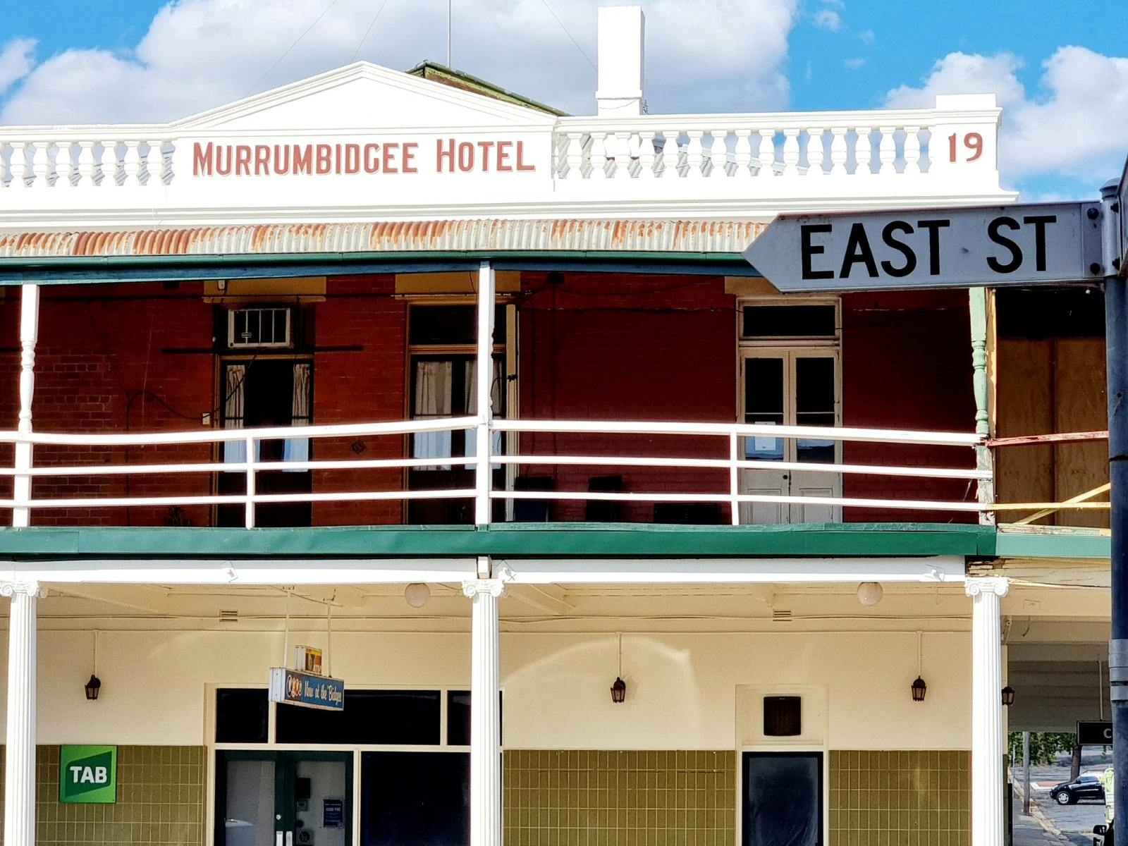 Bidgee Hotel Narrandera