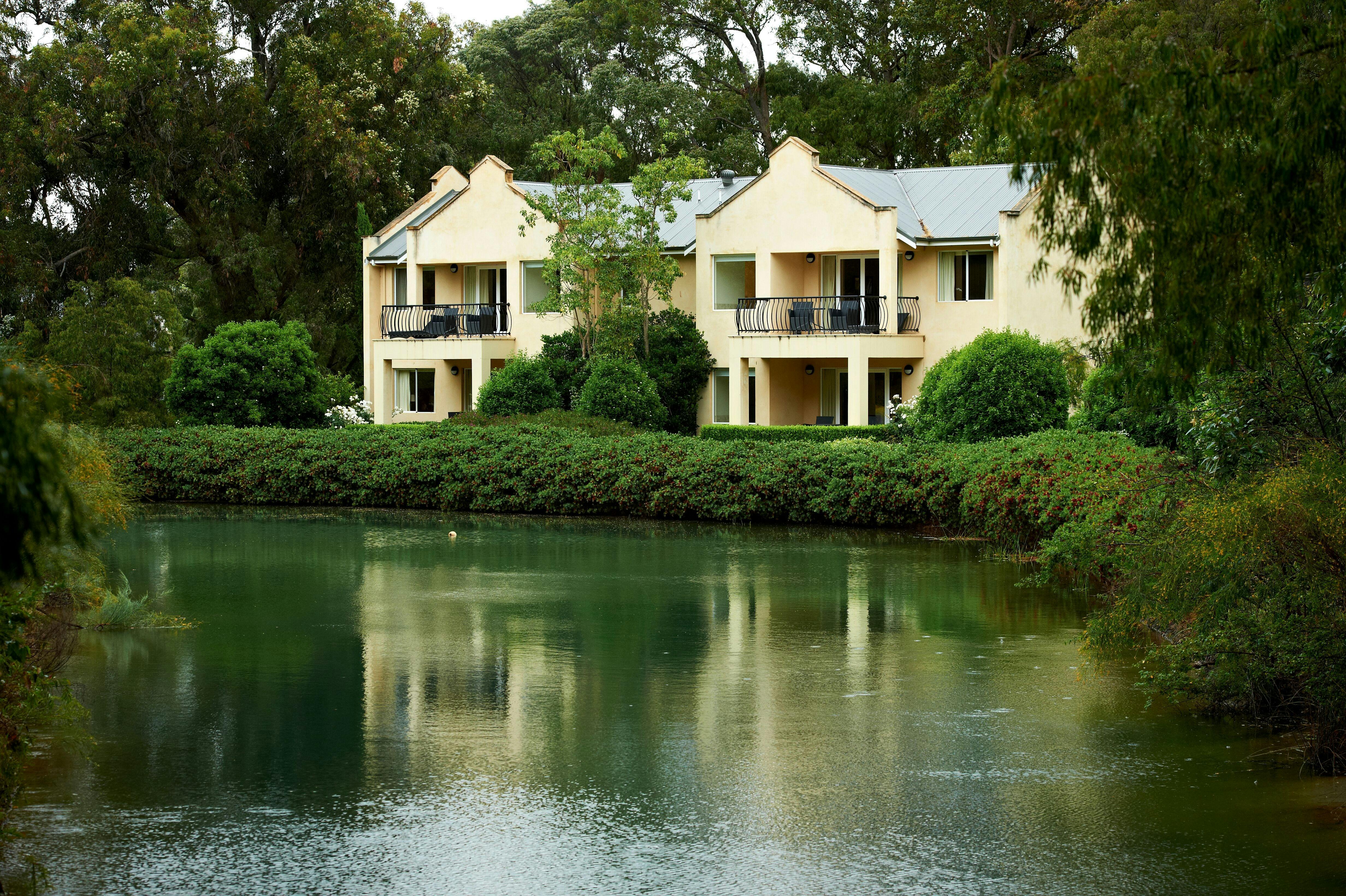 Cape Lodge Margaret River, Ultimate Winery Experiences Australia, private tour, MyDriver