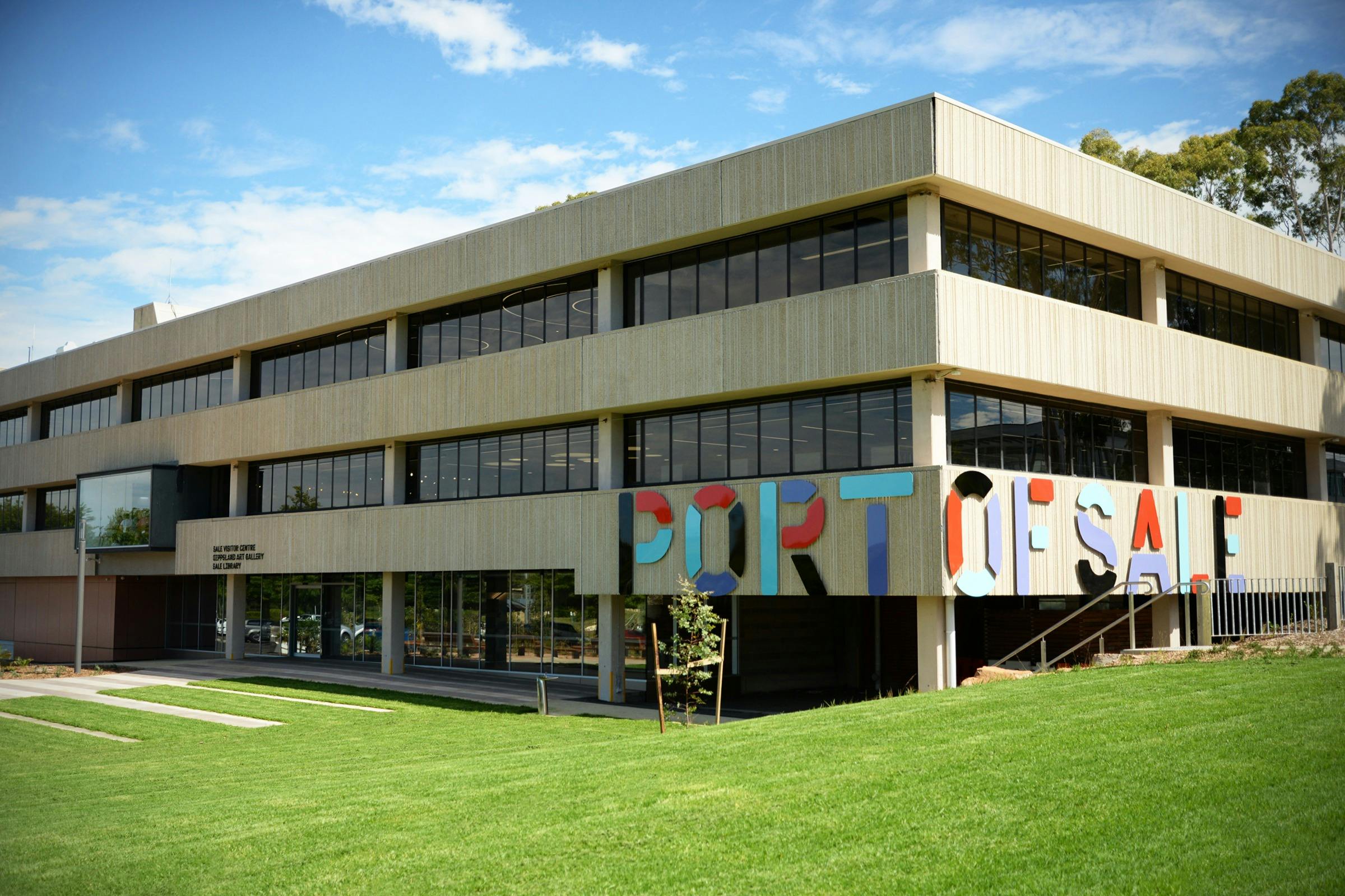 Gippsland Art Gallery Back of House Tour