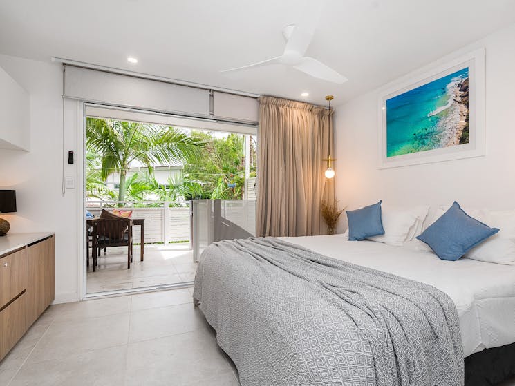 Belongil Beach Pad - Byron Bay - Master Bedroom