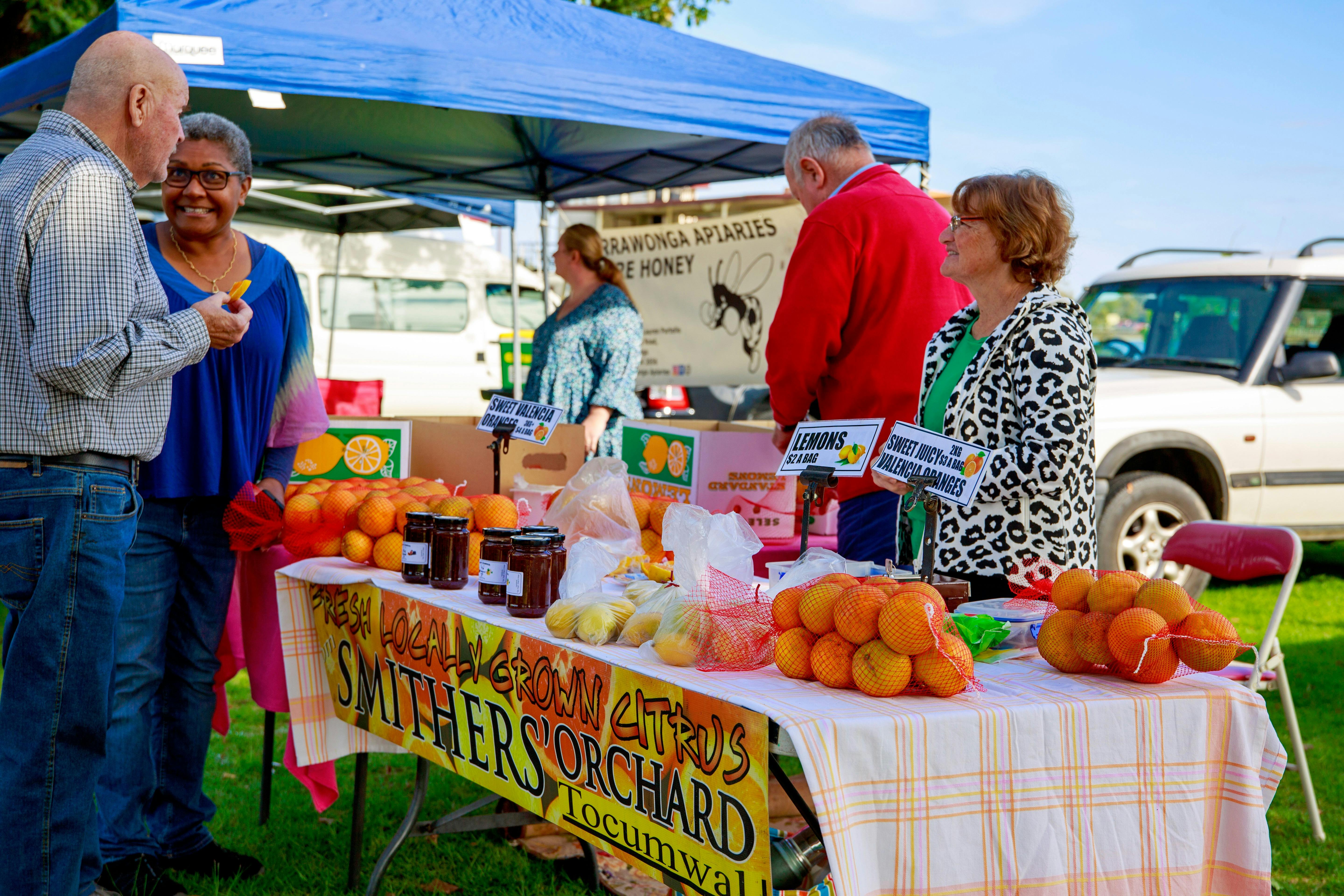 Yarrawonga Farmers and Craft Market NSW Holidays & Things to Do, Attractions