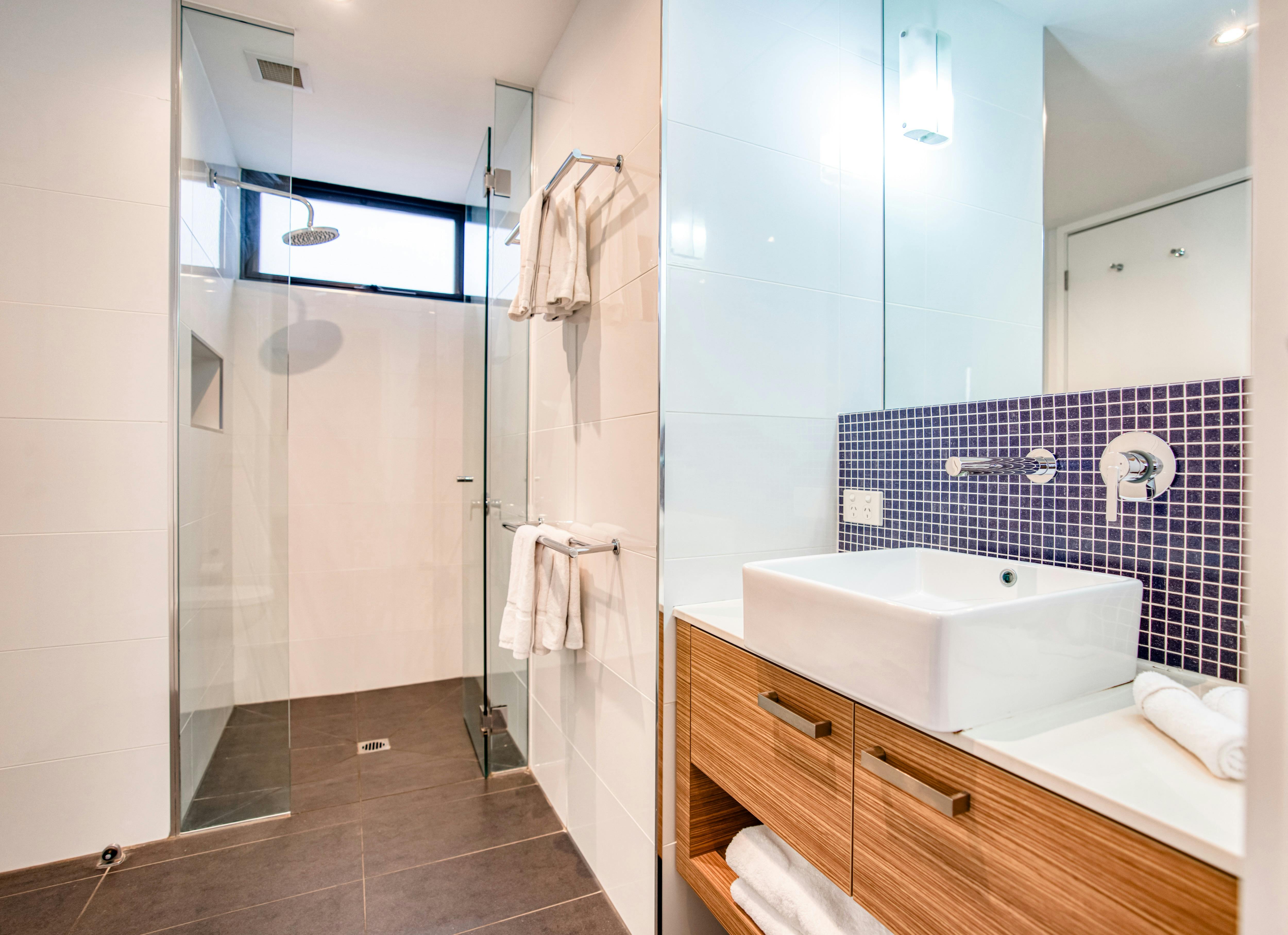 Vue Apartments Geelong - Bathroom